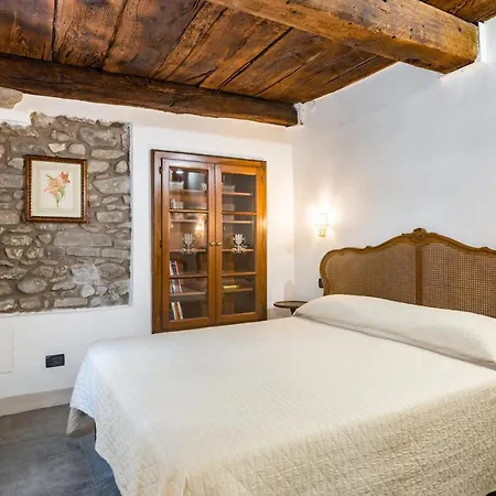 Guesthost - Nearby 5terre Authentic * Borghetto di Vara