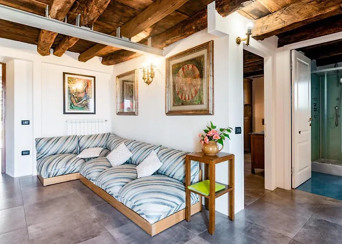 Guesthost - Nearby 5terre Authentic Apartamento Carrodano Inferiore