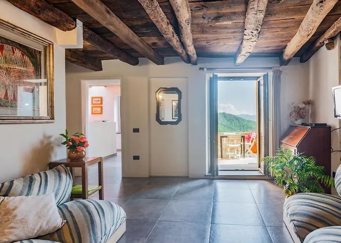 Guesthost - Nearby 5terre Authentic * Carrodano Inferiore