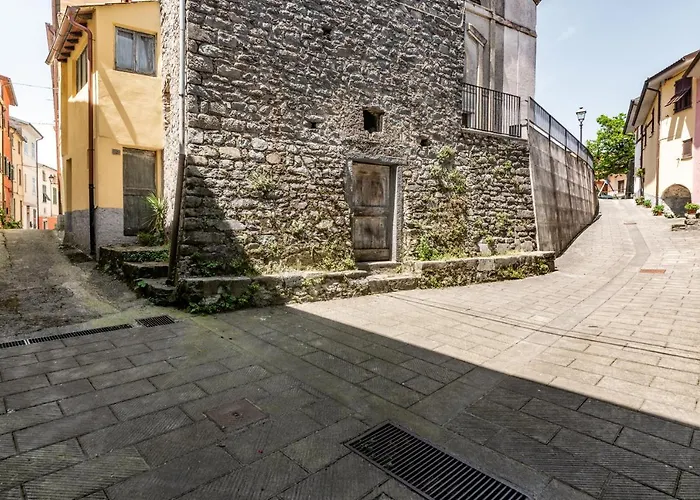 Guesthost - Nearby 5terre Authentic Apartamento